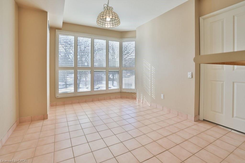 211-1800 The Collegeway Property Photo 36