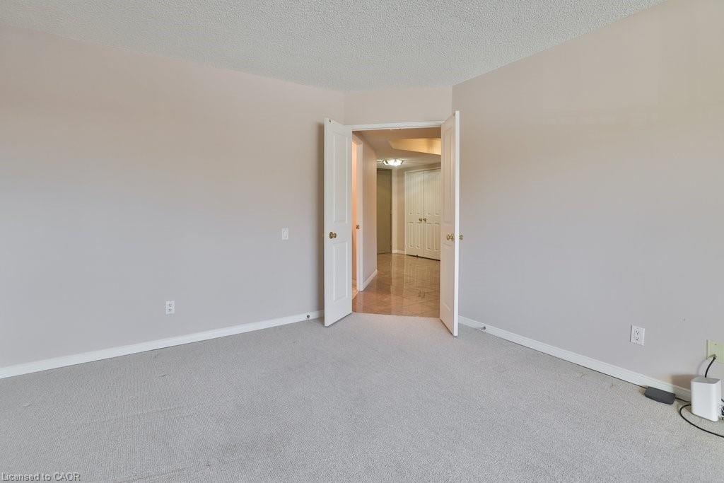 211-1800 The Collegeway Property Photo 39