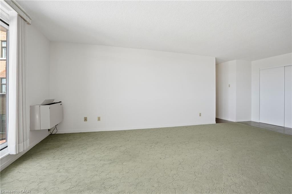 808-9 Bonheur Court Property Photo 14