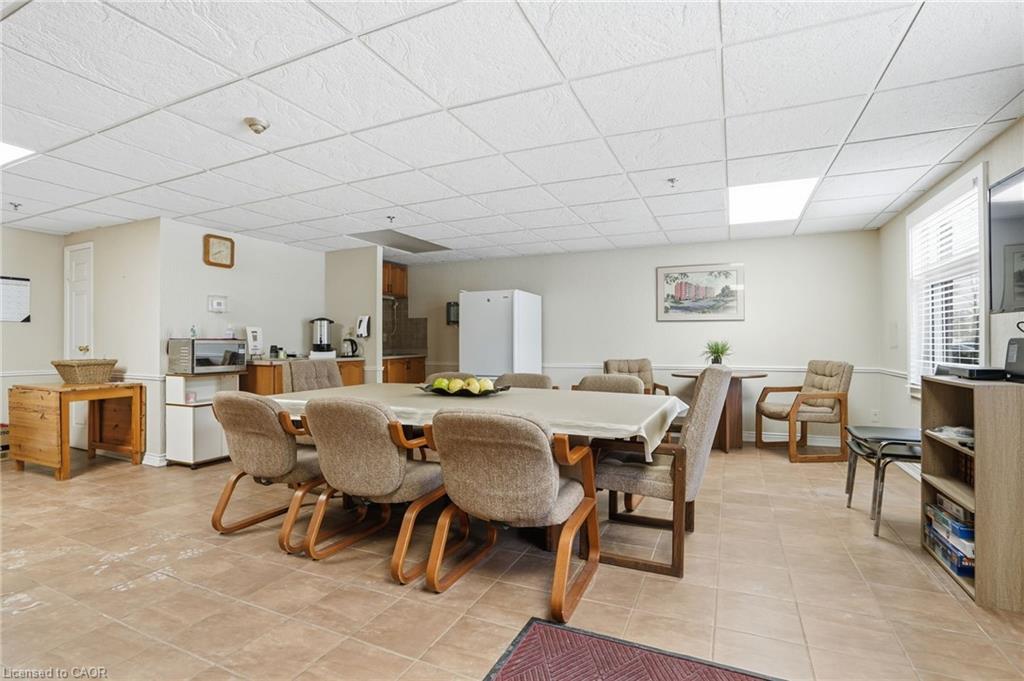 808-9 Bonheur Court Property Photo 43