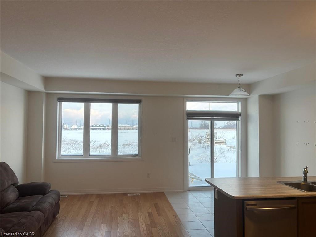 106 Selection Heights Property Photo 9