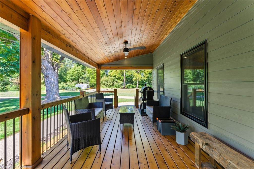 115 Lakeshore Road Property Photo 3