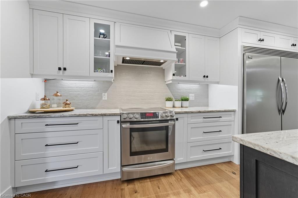 115 Lakeshore Road Property Photo 10