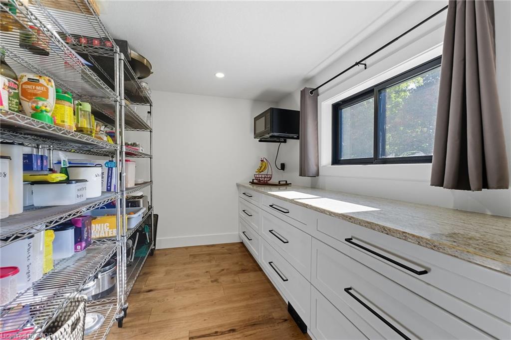 115 Lakeshore Road Property Photo 11