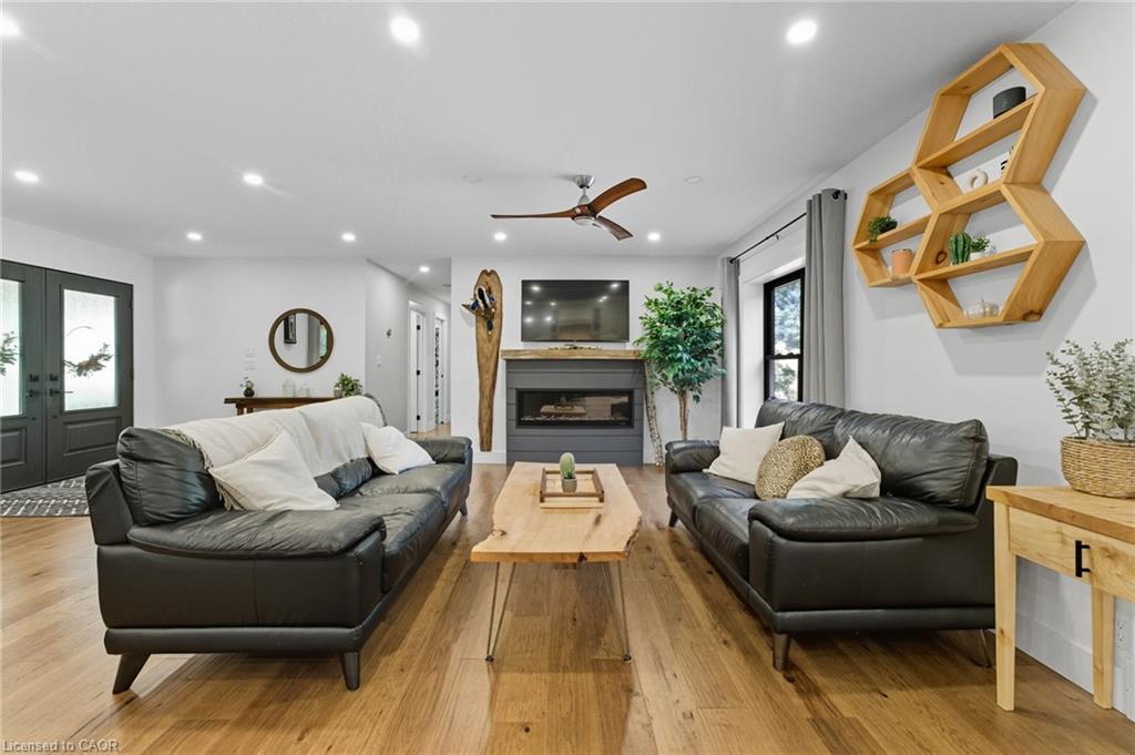115 Lakeshore Road Property Photo 12
