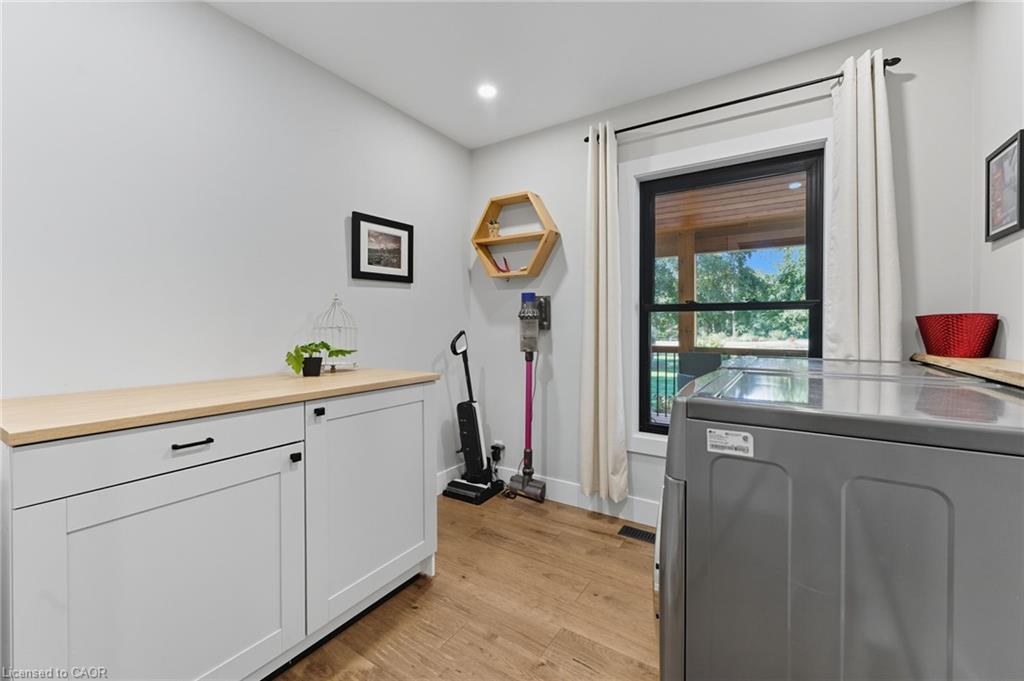 115 Lakeshore Road Property Photo 16