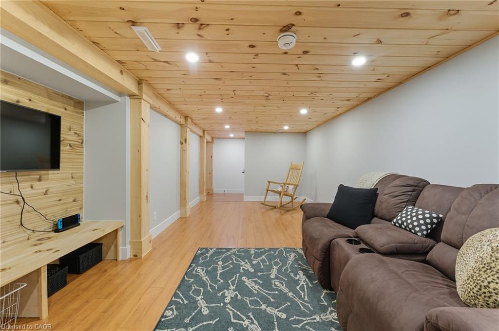 115 Lakeshore Road Property Photo 30