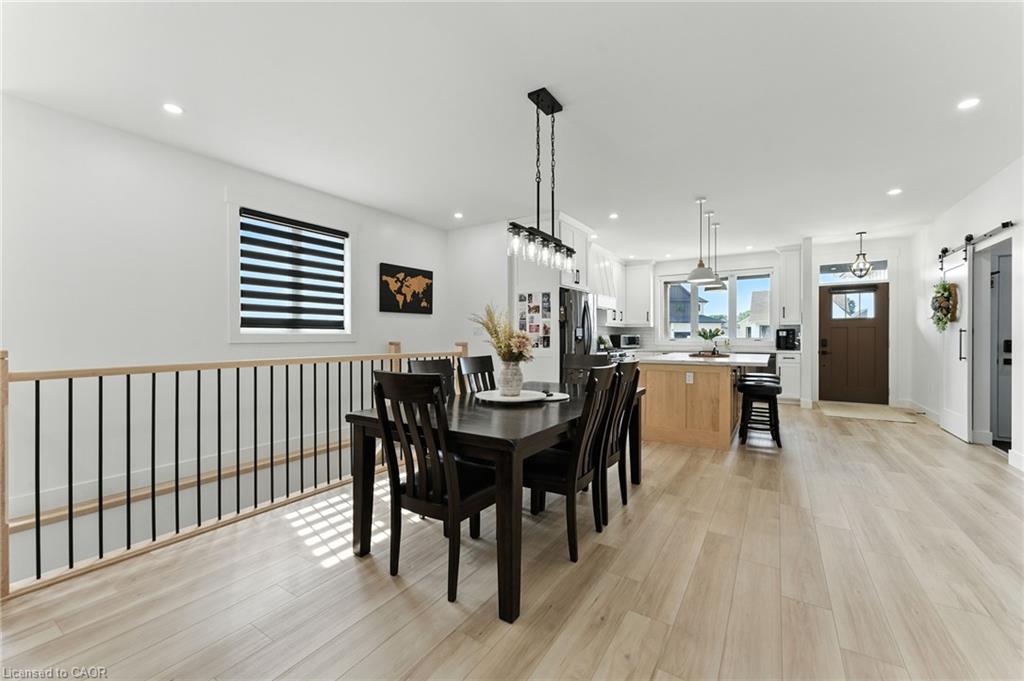 9 Macneil Court Property Photo 11