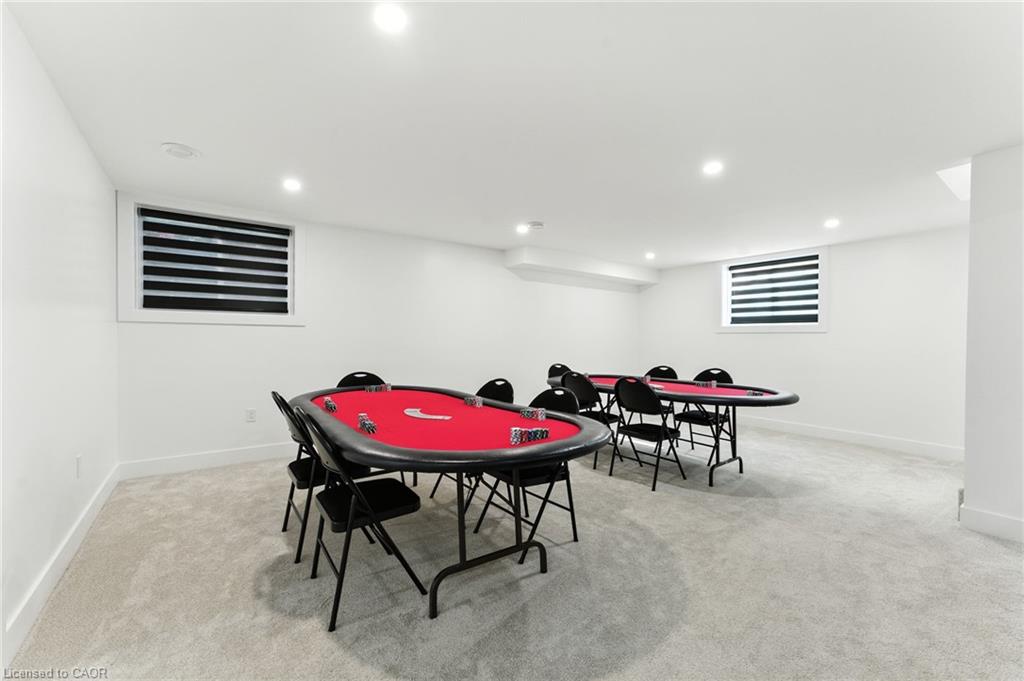 9 Macneil Court Property Photo 24