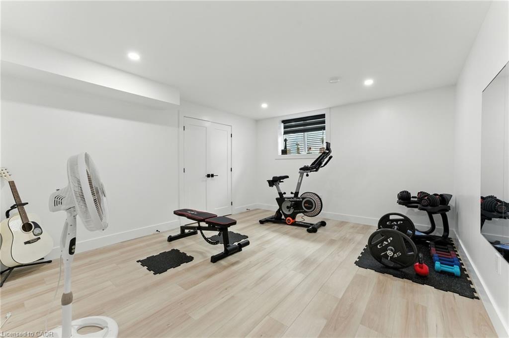 9 Macneil Court Property Photo 28