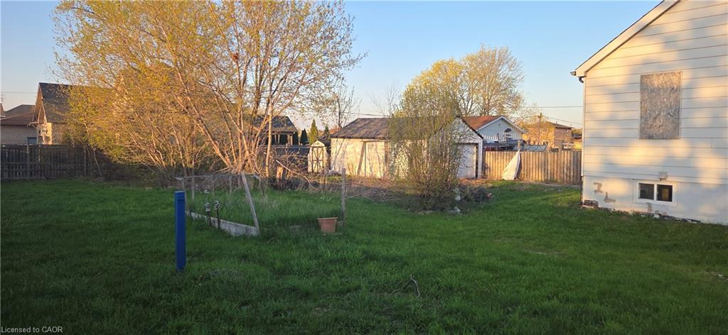 411-413 Highway 8 Property Photo 4