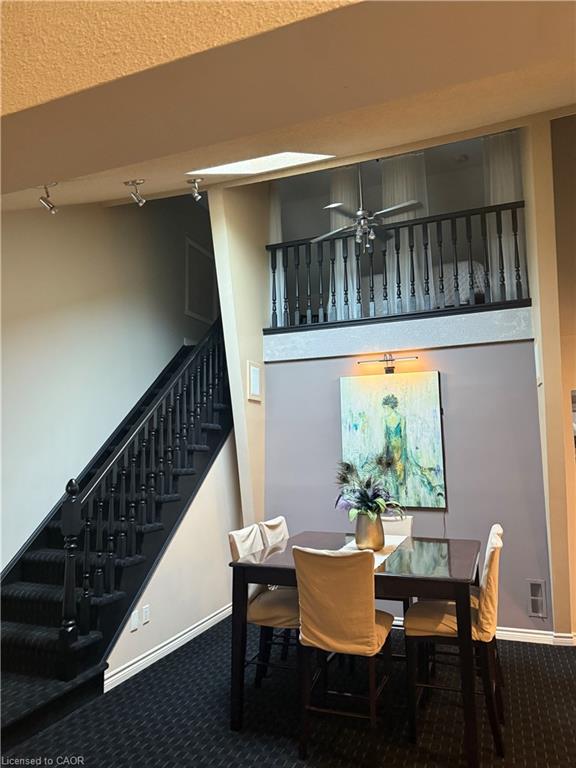 56 King Street W Property Photo 10