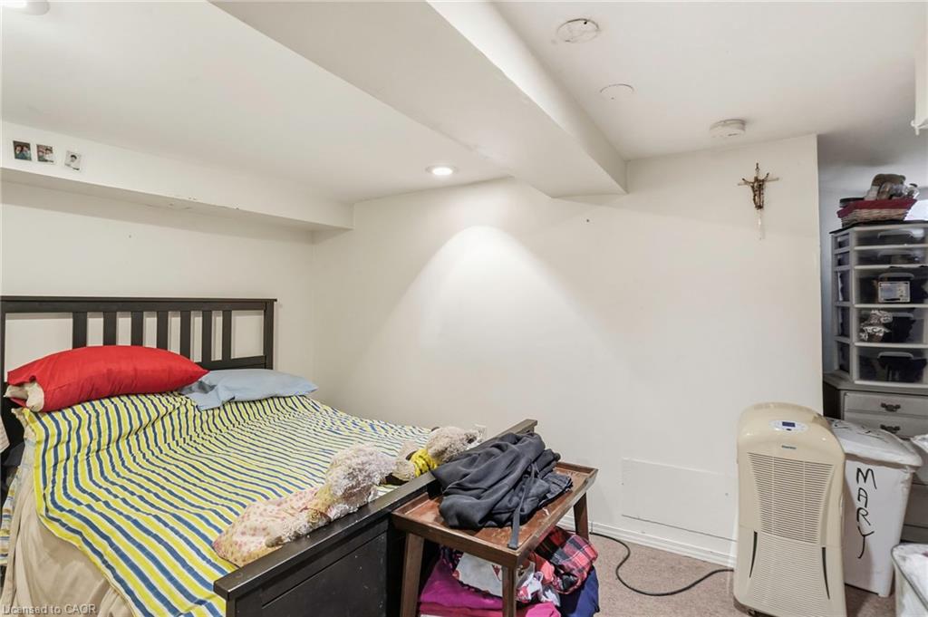 27 Ontario Avenue Property Photo 21
