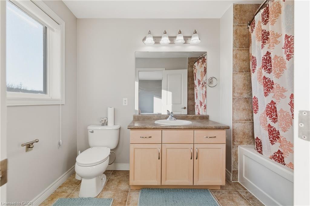 23 Doon Creek Street Property Photo 14