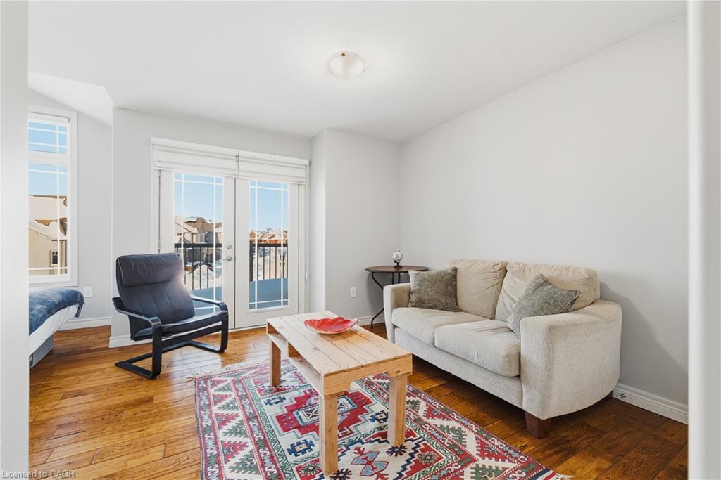 23 Doon Creek Street Property Photo 15