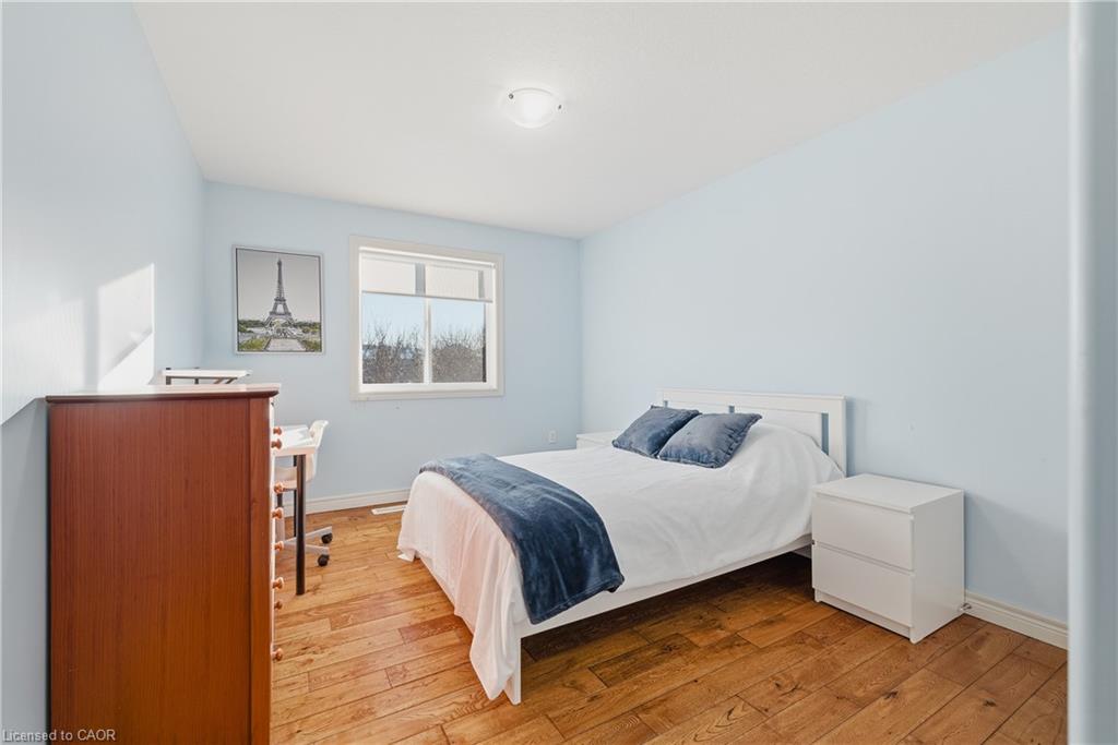 23 Doon Creek Street Property Photo 19