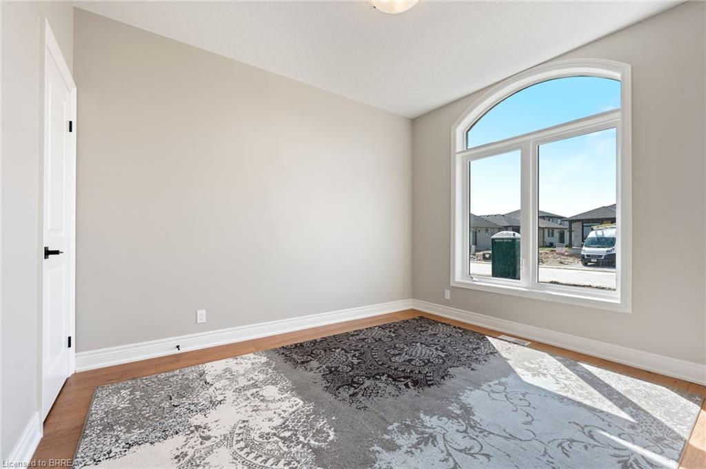 159 Craddock Boulevard Property Photo 8