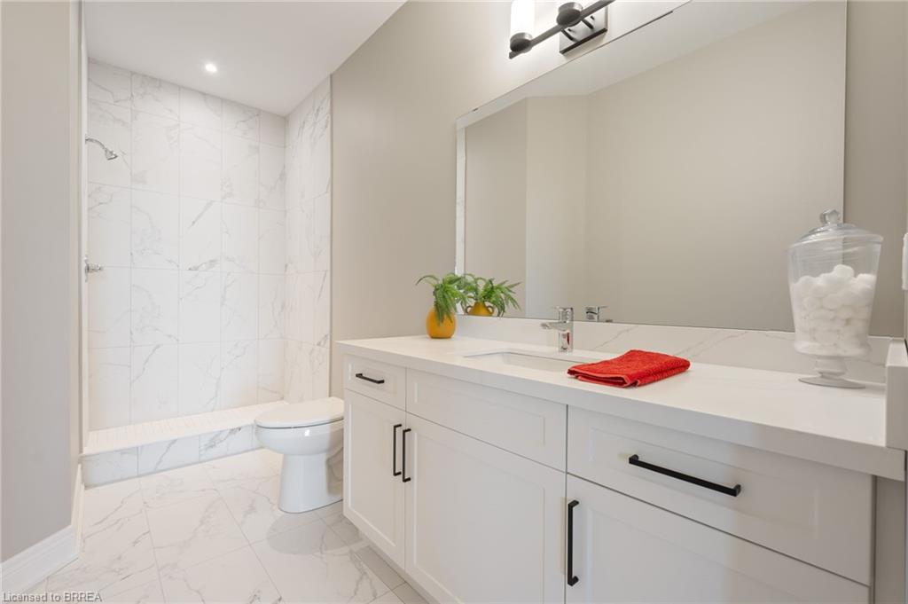 159 Craddock Boulevard Property Photo 11