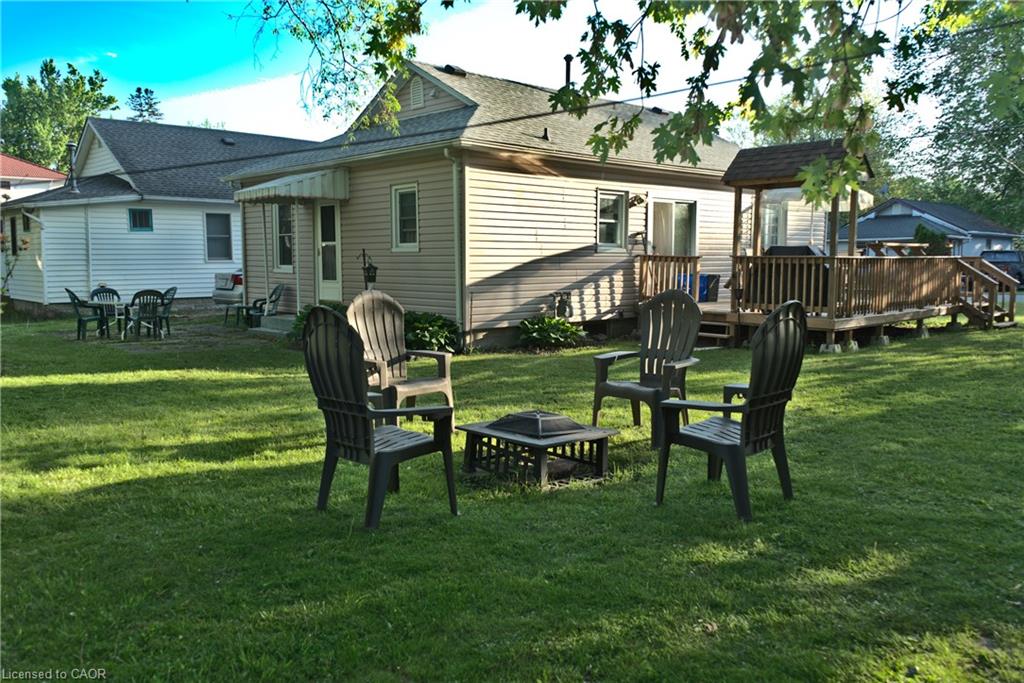 322 Oxford Avenue Property Photo 3