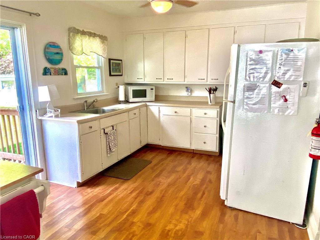 322 Oxford Avenue Property Photo 23