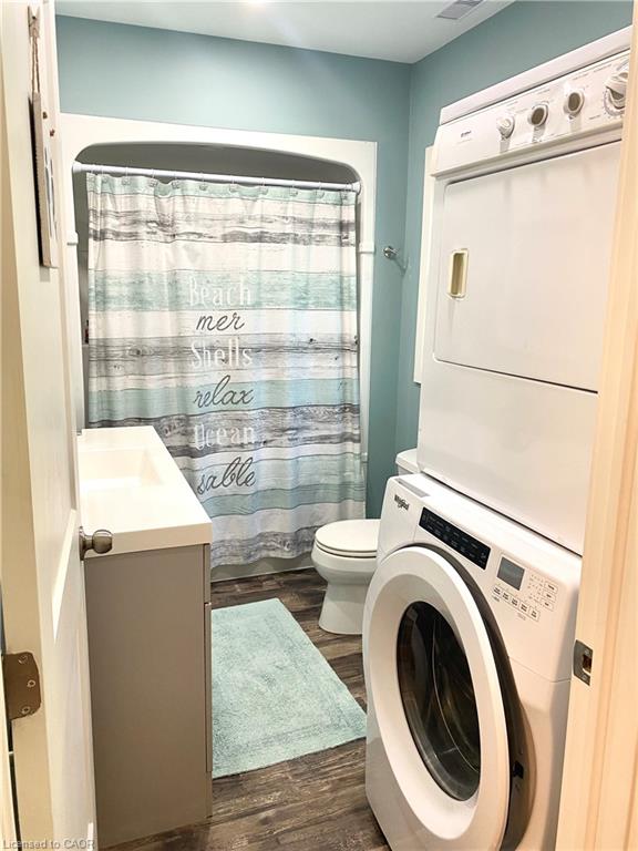 322 Oxford Avenue Property Photo 25