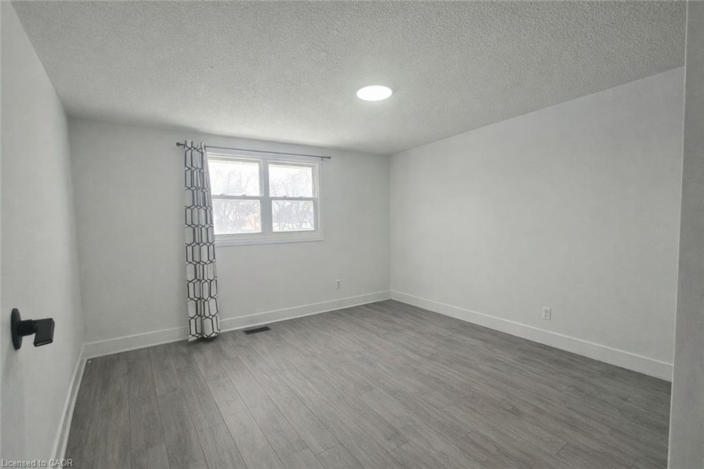 92 Copperfield Crescent Property Photo 14