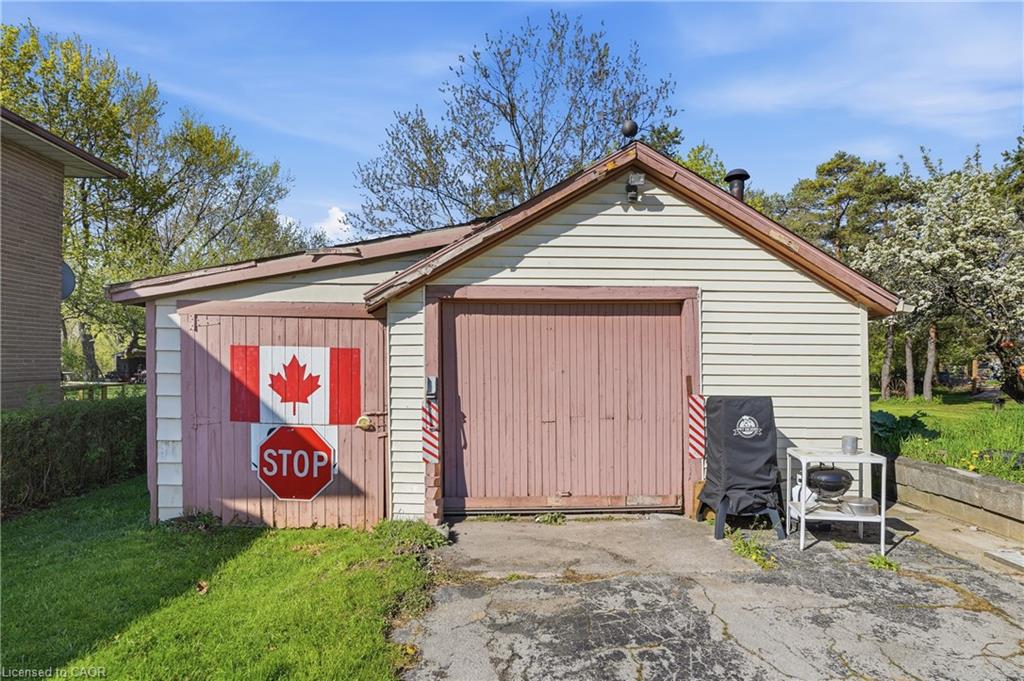 1412 Old York Road Property Photo 10