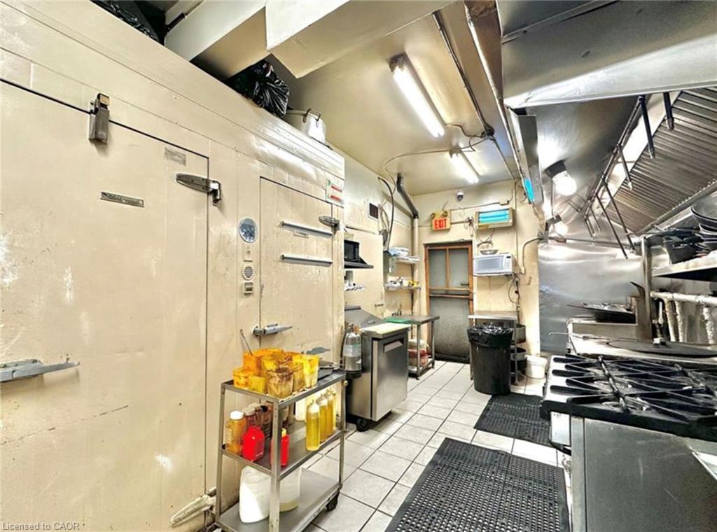 527 Upper Sherman Avenue Property Photo 10