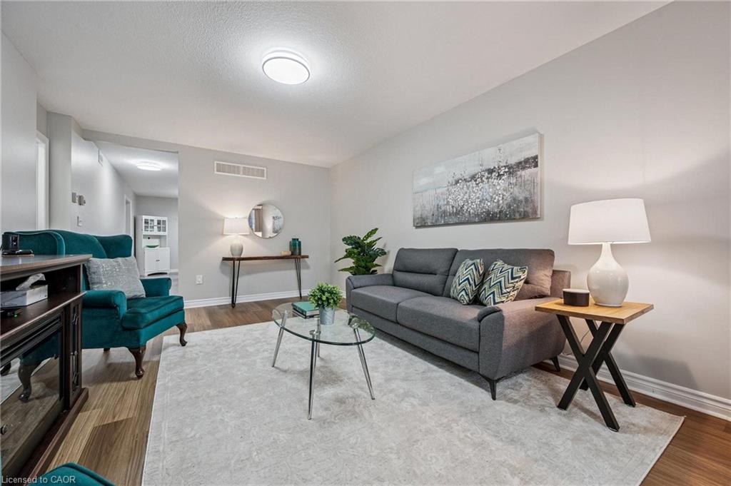 21 Wideman Boulevard Property Photo 3