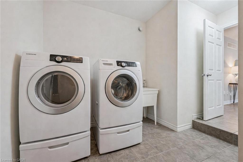 21 Wideman Boulevard Property Photo 10