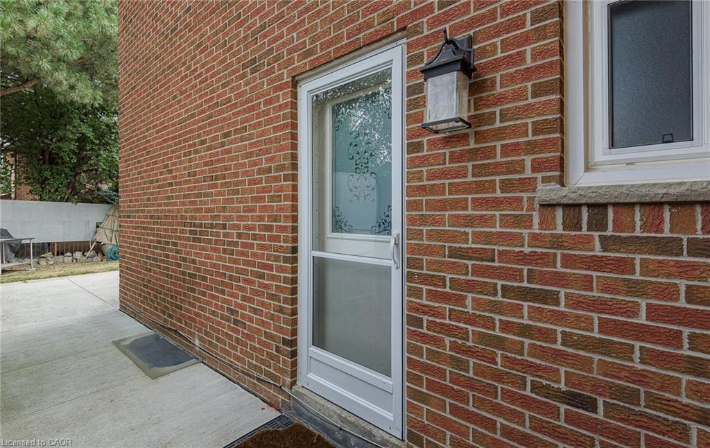 3 Pottery Crescent Property Photo 13