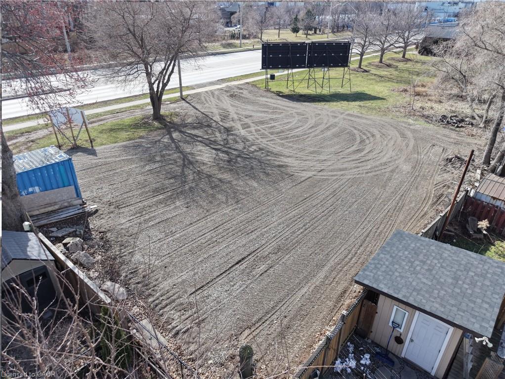 487 Burlington Street E Property Photo 2