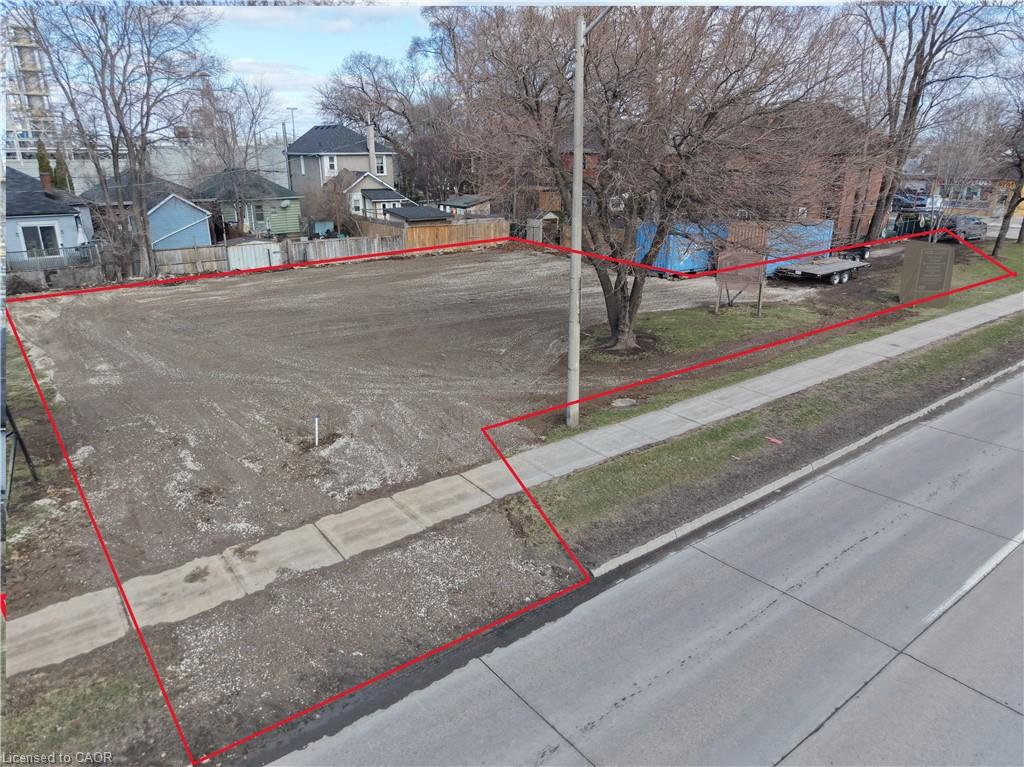 487 Burlington Street E Property Photo 7