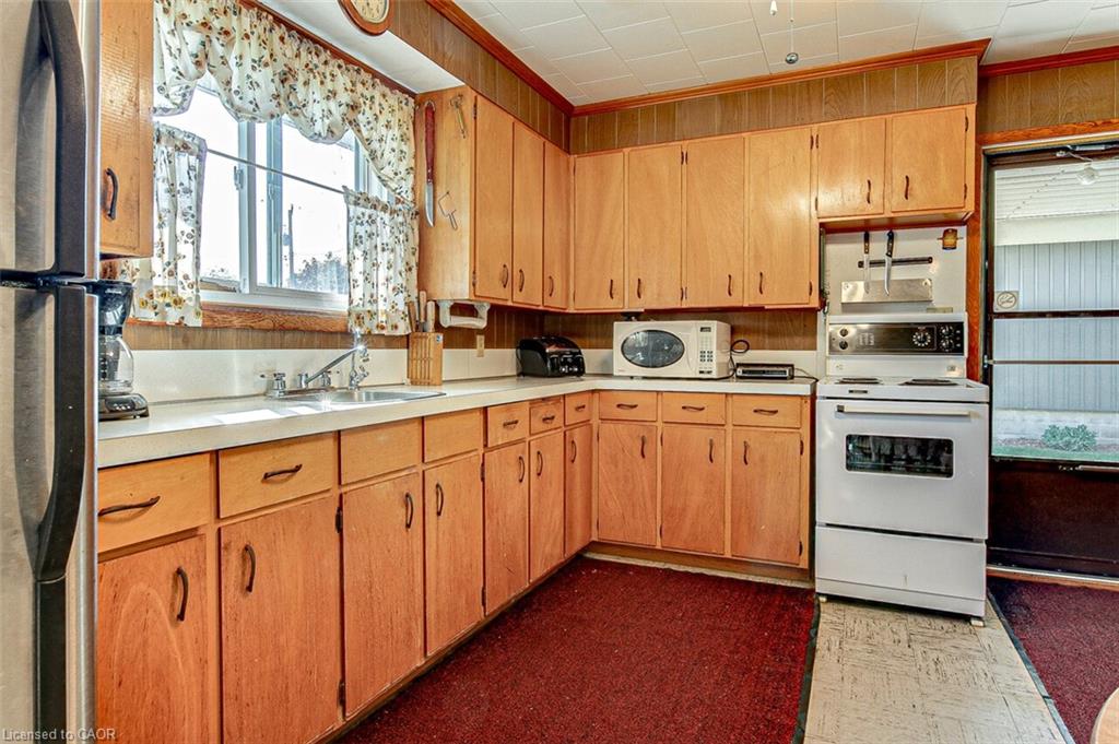 12 Willow Avenue Property Photo 17