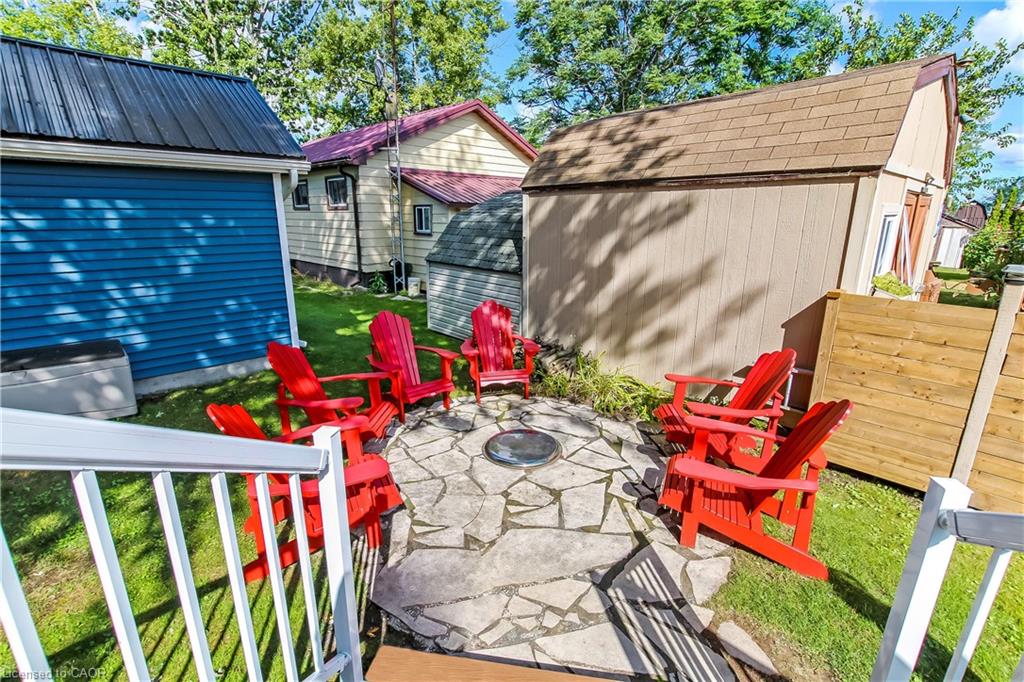 10 Fourth Avenue Property Photo 5