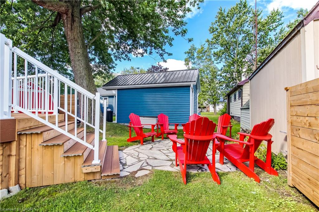 10 Fourth Avenue Property Photo 7