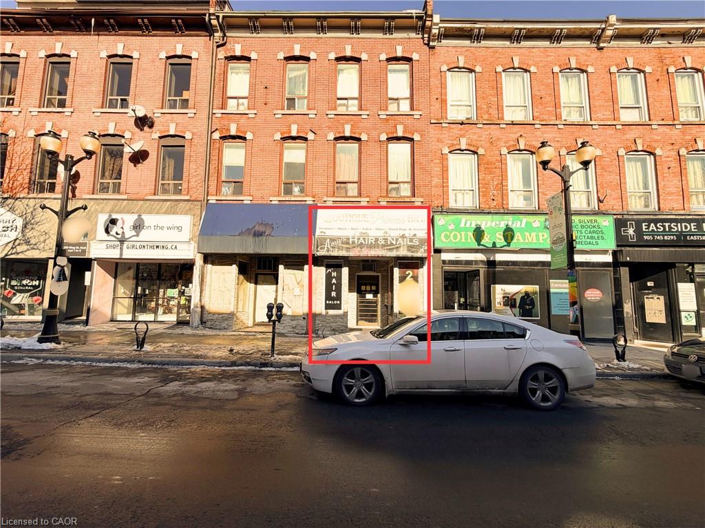 225 King Street E Property Photo 1