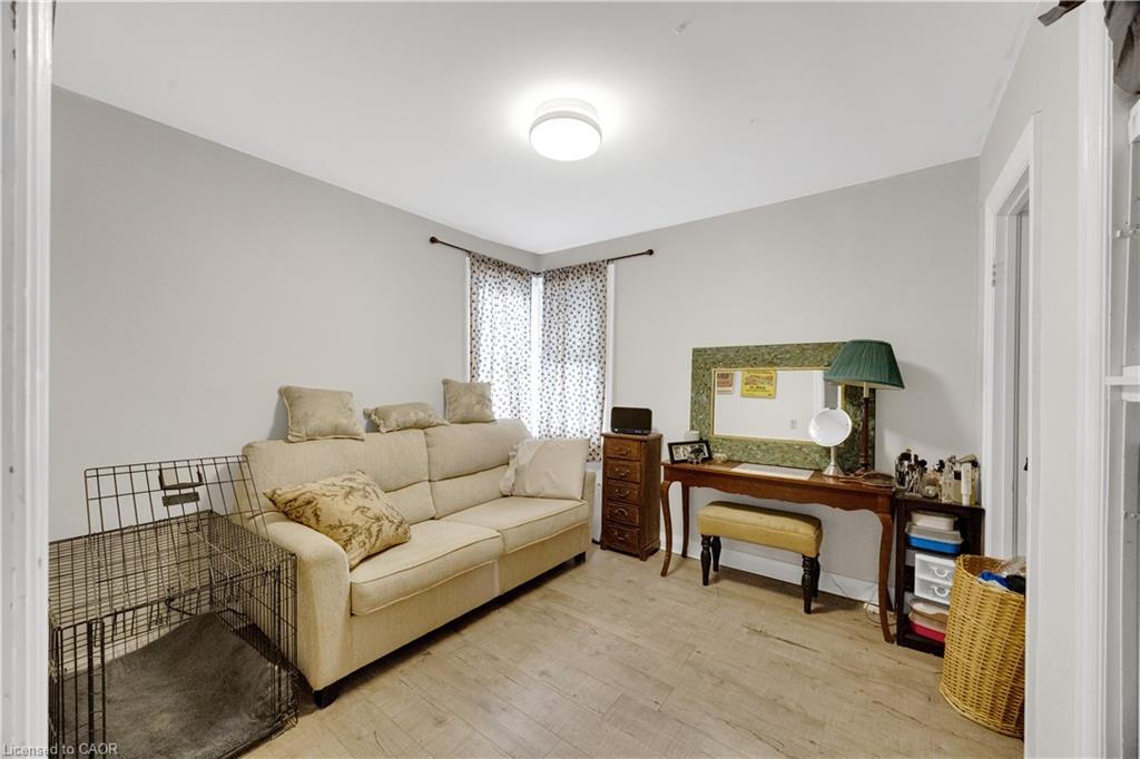 21 Hardy Avenue Property Photo 14