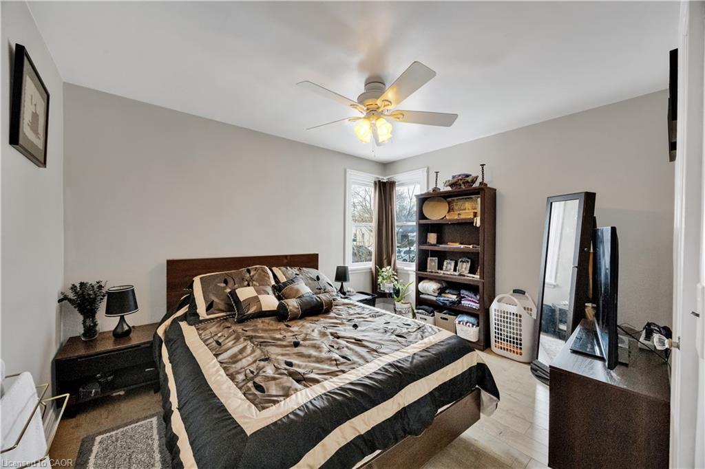 21 Hardy Avenue Property Photo 16