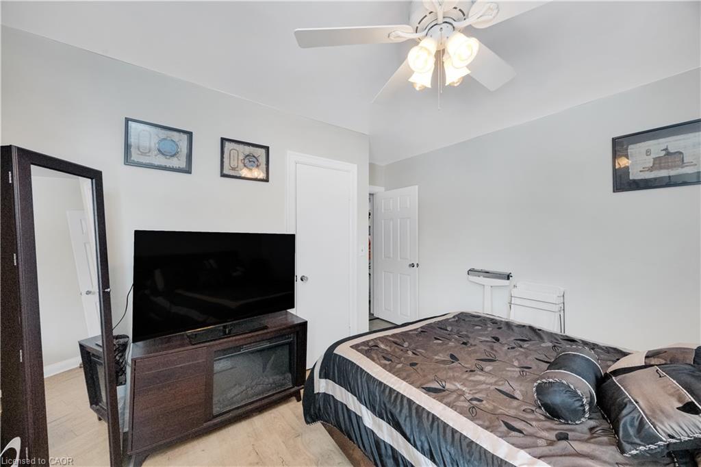 21 Hardy Avenue Property Photo 17