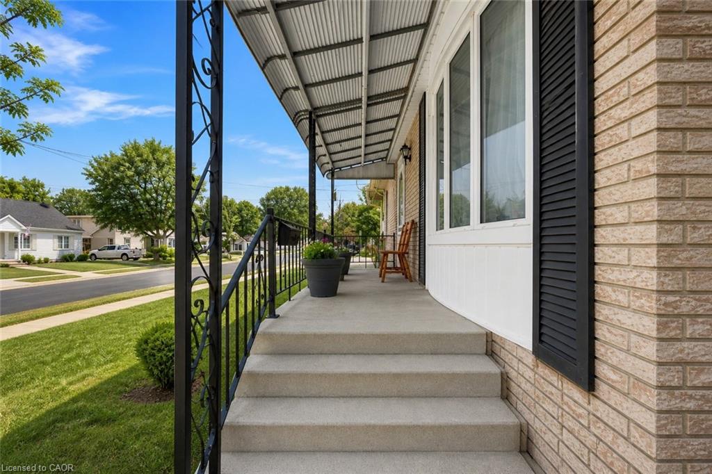 21 Hardy Avenue Property Photo 24