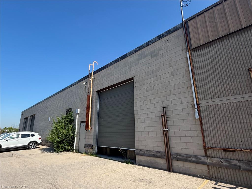 315 Kenora Avenue Property Photo 4