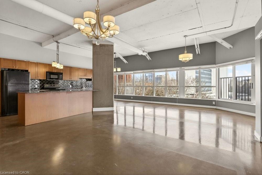 505-66 Bay Street S Property Photo 8