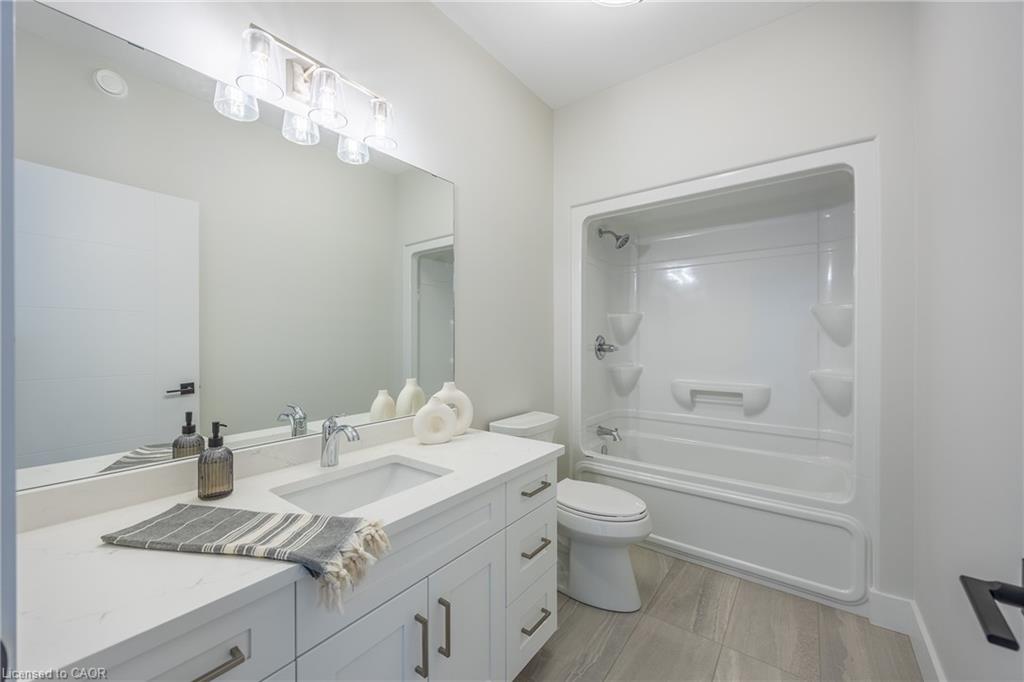 34 Andrew Avenue Property Photo 9