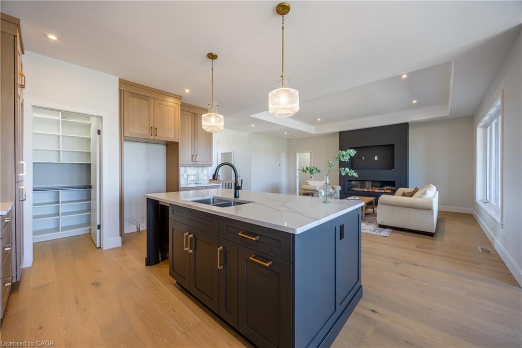 34 Andrew Avenue Property Photo 14
