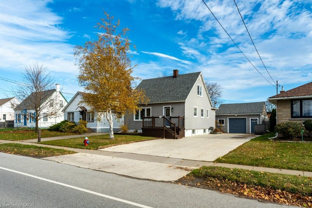 6782 Dorchester Road Property Photo 4