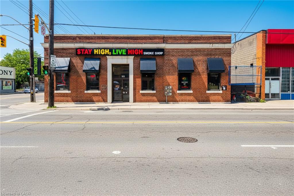290 Kenilworth Avenue Property Photo 2