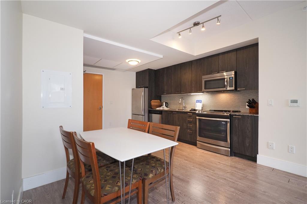 206-155 St. Leger Property Photo 16