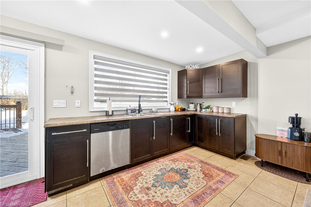 9 Bayside Avenue Property Photo 9