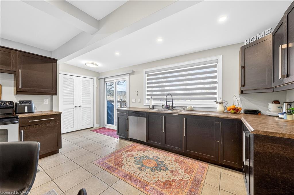 9 Bayside Avenue Property Photo 10